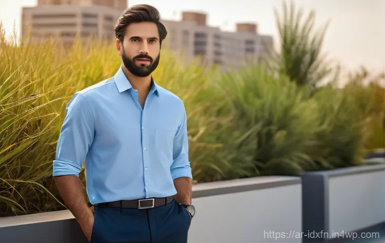 인덱스 펀드 투자에 대한 실수 사례 - 8% Expense Ratio" or "Single Sector Concentration." He is dressed in a crisp, smart-casual modern th...